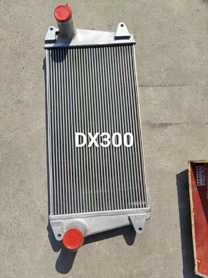 Peso ligero de la resistencia a la corrosión del refrigerador intermedio del camión de DX300 K1026029A