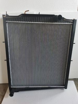 Radiador resistente Dz9112532888 del camión de WG9725530267 Schackmann