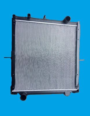 Camión de enfriamiento del radiador del motor del cobre de Cxz81k para Isuzu Auto Part