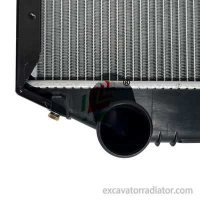 Hino R418 Nuevo camión OEM16400E0K00 Radiador de enfriamiento Auto tanque de agua Motor de montaje de fábrica Ventas directas
