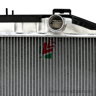 Jinlong Autobús radiador de refrigeración B5J montaje de aluminio Sistema de refrigeración del motor del automóvil de pasajeros Tanque de agua para el autobús