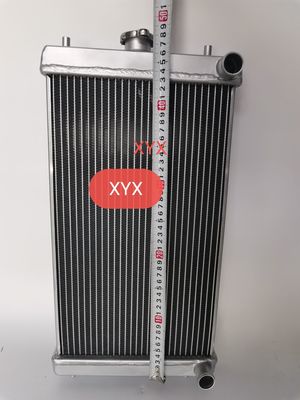Conjunto de tanque de agua para radiador de excavadora Komatsu PC20 | Sistema de enfriamiento de servicio pesado | Pieza de repuesto OEM