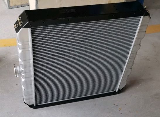 Radiador de excavadora CAT | Sistema de gestión térmica engrosado de 66 cm.